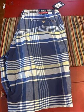 Chaps Men's Blue White Plaid Flat Front Shorts